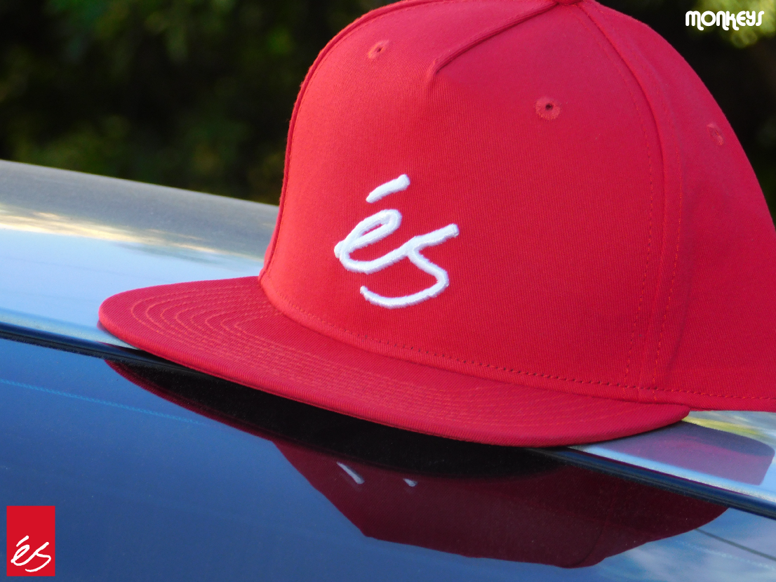 SCRIPT APPLIQUE SNAPBACK HAT - esskateboarding-us