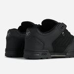 dvs militia snow
