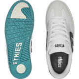 etnies locut