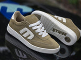etnies locut