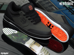 ETNIES marana og